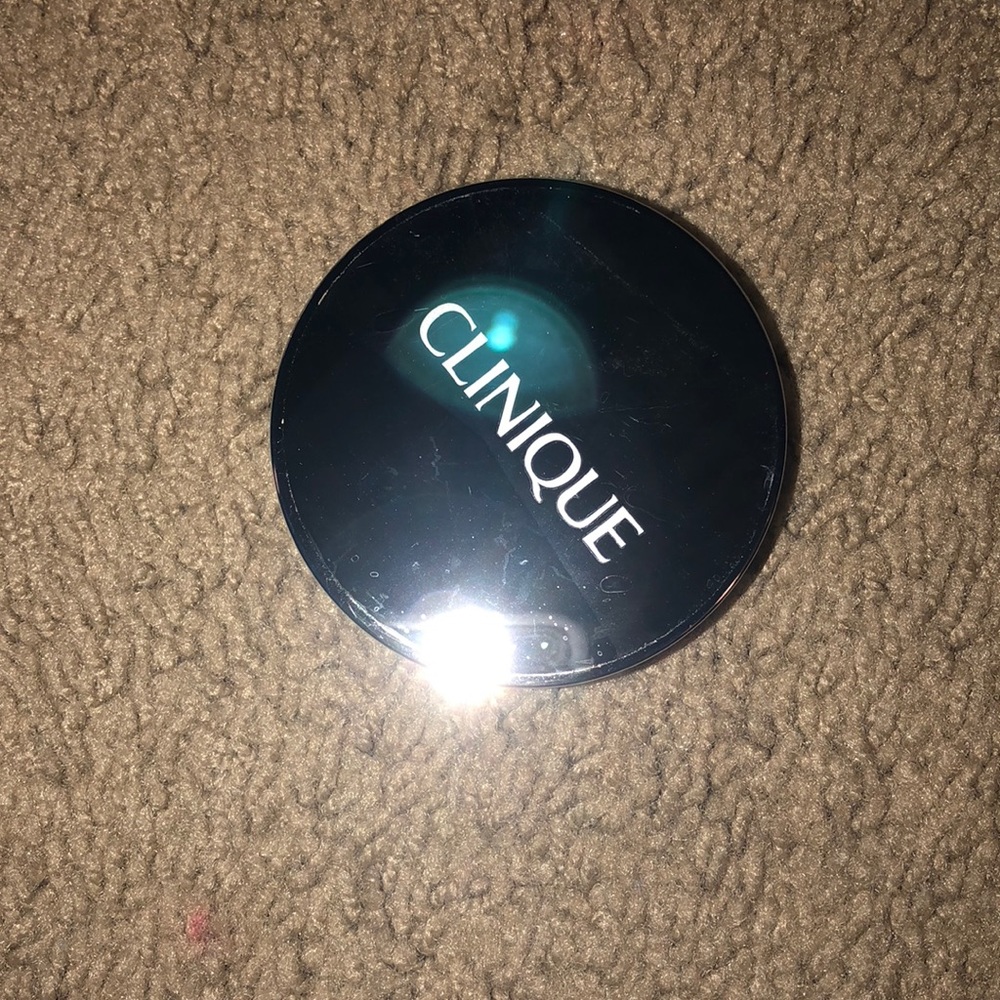 Clinique Powder Foundation SOLD